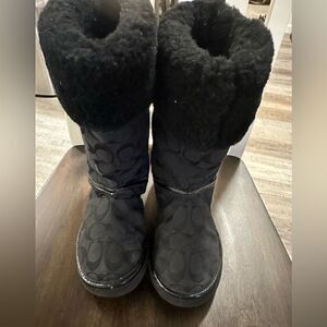 Authentic Coach Nikole A7266 Fur Boots Black size 7 B
